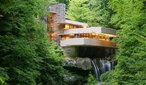 Fallingwater by Frank Lloyd Wright | DailyArt Magazine | Art History