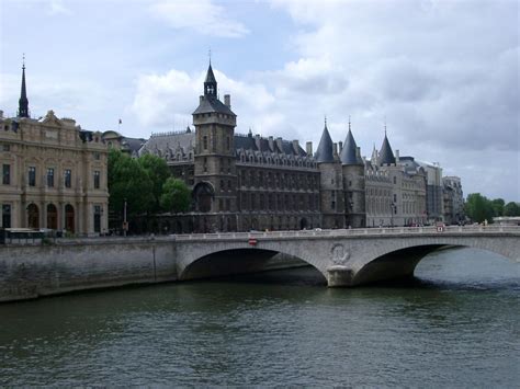 Seine A Famous River In Paris Basin | Travel Featured