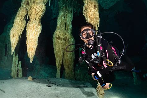 Cenote Diving - Scuba Diving in the Mexican Cenotes & Caverns