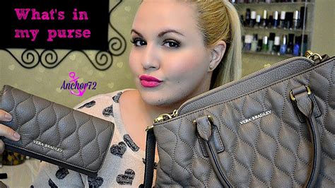 What's in my purse? - YouTube