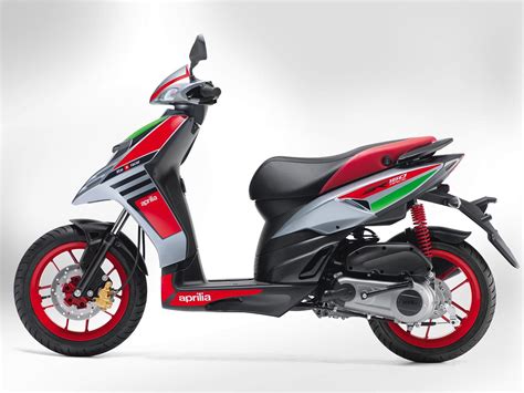 Aprilia launches SR150 Race scooter in India | by Tushar Burman | Motovore