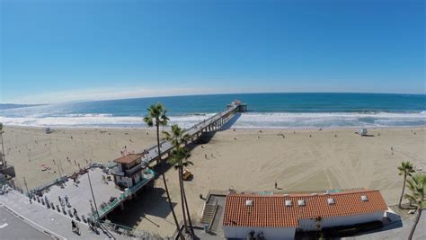 Manhattan Beach Pier, Manhattan Beach, CA - California Beaches