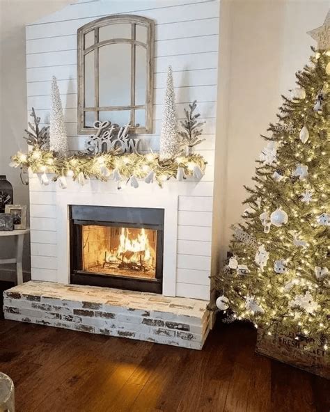 32 Stunning Fireplace Mantel Decor Ideas You Should Copy Now - HMDCRTN