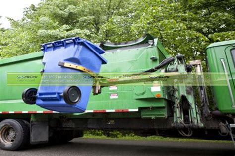 Garbage Truck Safety What You Need to Know to Stay Safe on the Road ...