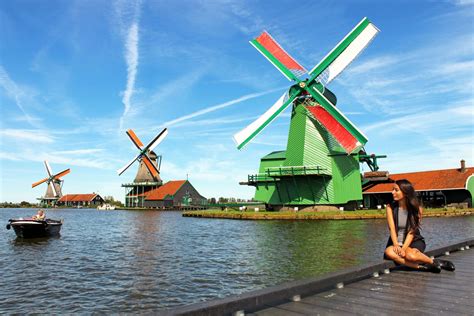 Zaanse Schans Windmills: Day-Trip from Amsterdam | Green and Turquoise