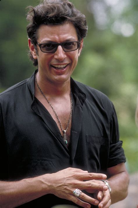 Jeff Goldblum on the set of Jurassic Park. | Jurassic park, Jurassic ...