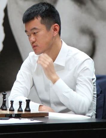 File:World Chess Championship 2023, game 01, Ding Liren.jpg - Wikimedia ...