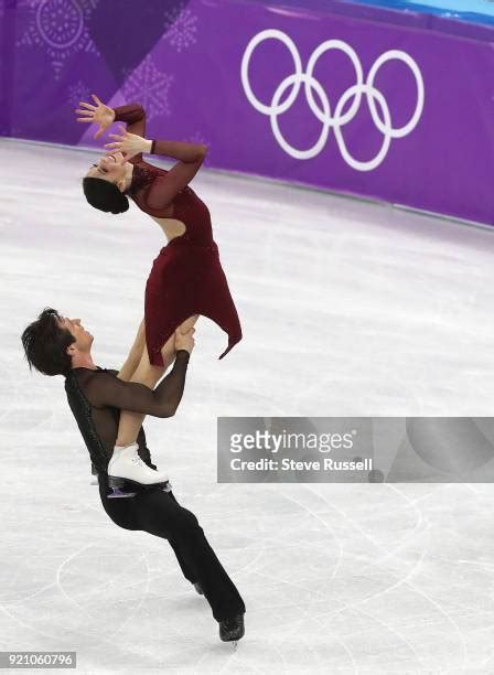 1,090 Tessa Virtue Scott Moir 2018 Canada Stock Photos, High-Res ...