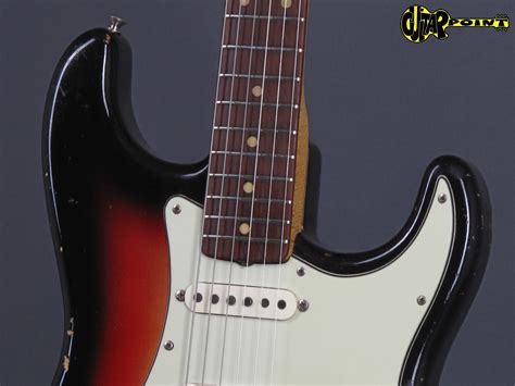 1962 Fender Stratocaster - 3-tone Sunburst-Vi62FeStr3tSB88448