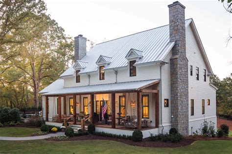 A delightful modern farmhouse with Southern charm in Georgia