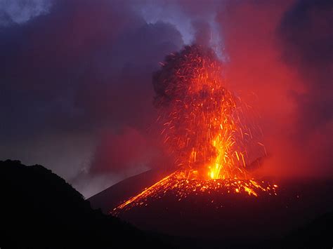 Sakurajima: Volcanic lightning | volcanoes and eruptions