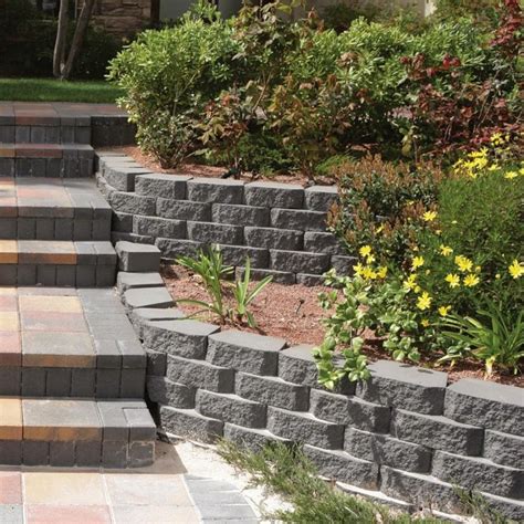 70 Retaining Wall Ideas - Blocks, Costs and Cheap DIY Options