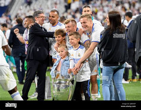 Toni kroos family hi-res stock photography and images - Alamy