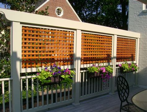 17 Lattice Fence Examples (AWESOME WAYS TO USE)