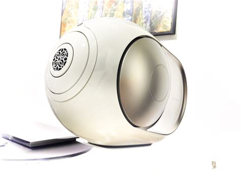 Mono and Stereo High-End Audio Magazine: Devialet Phantom speakers ...