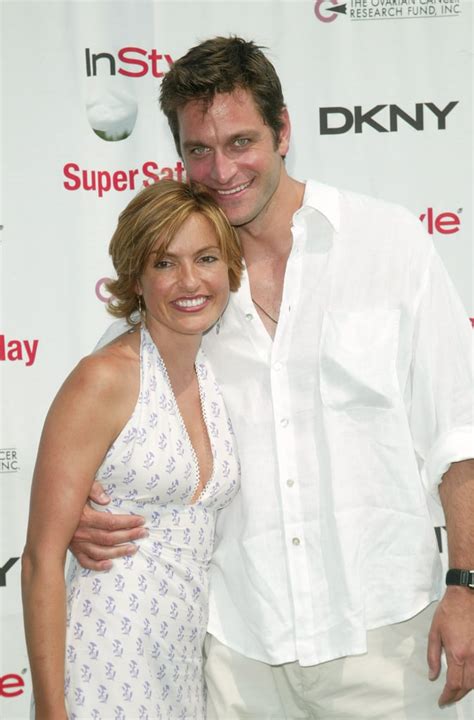 Peter Hermann and Mariska Hargitay Pictures | POPSUGAR Celebrity Photo 2