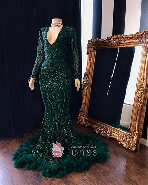 Unique Dark Green Sequin Feather Train Prom Dress - Lunss