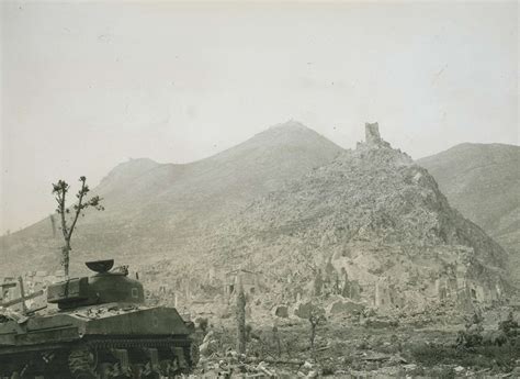 Battle of Monte Cassino. 1944. + google maps [1439x814]