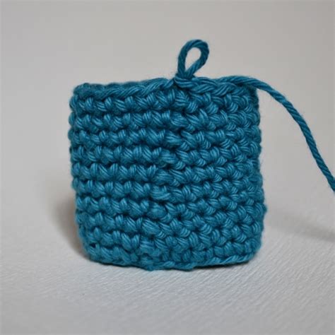 Working Joined Rounds with Single Crochet - Ms Weaver