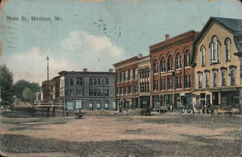 Main Street Houlton, ME Postcard