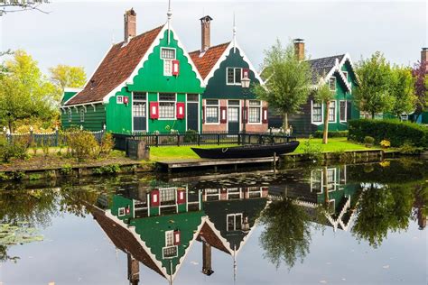 De Zaanse Schans bezoeken? Molens, tickets & verblijf tips