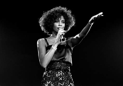 Whitney Houston biopic: Musical highs outweigh personal lows - Los ...