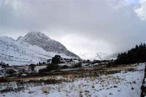 Summit of Mount Snowdon stock photo. Image of snow, summit - 6482388