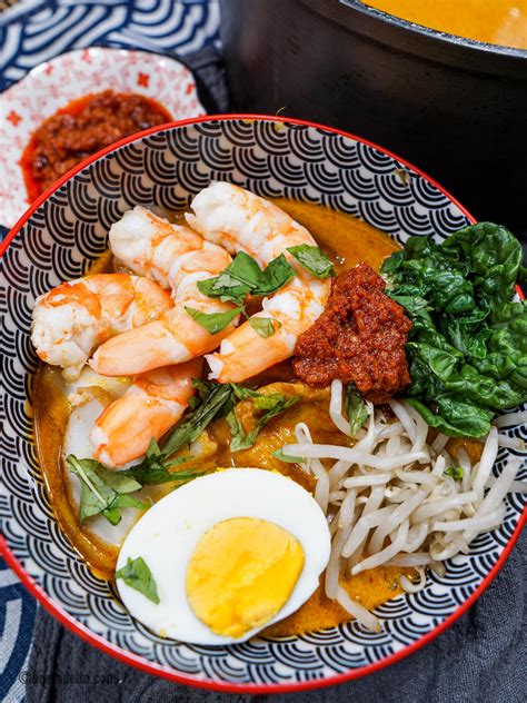 The ULTIMATE Singapore Laksa Recipe - Nomadette