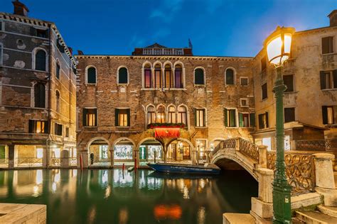 The Best Hotels In Venice With Canal View (Grand Canal) | ItsAllBee