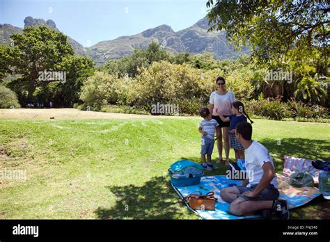 Picnic in botanical gardens in hi-res stock photography and images - Alamy