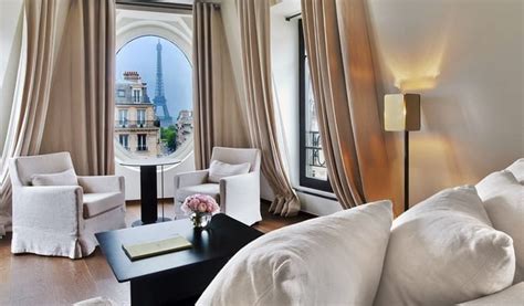 Hotels in Paris You Can Wake Up To Views Of The Eiffel Tower From €18 ...