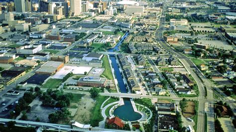 Indianapolis Canal Walk | TCLF