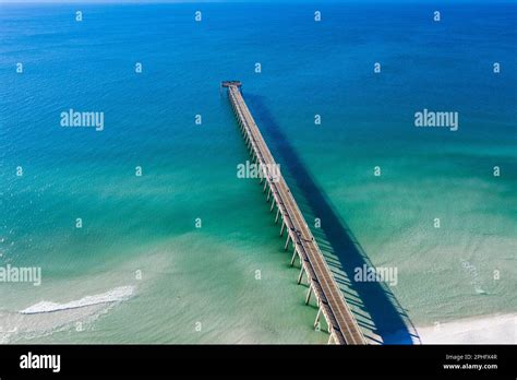 The Navarre Beach Fishing Pier is a record-holding fishing pier in ...