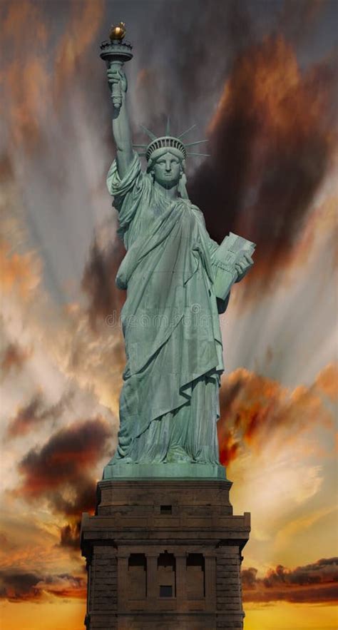 Statue of Liberty at Sunset Stock Photo - Image of iconic, american ...