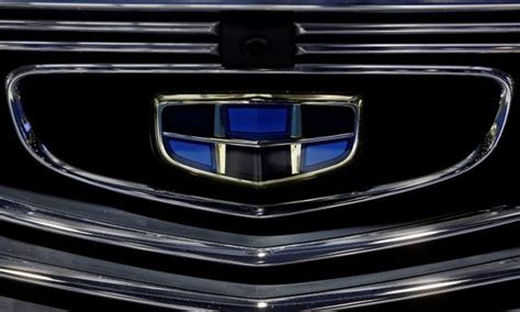 China’s Geely Sees Sales Growth Evaporating as Car Market Struggles ...