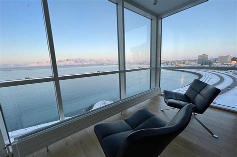 Luxury apartment downtown Reykjavik with stunning view over the city ...