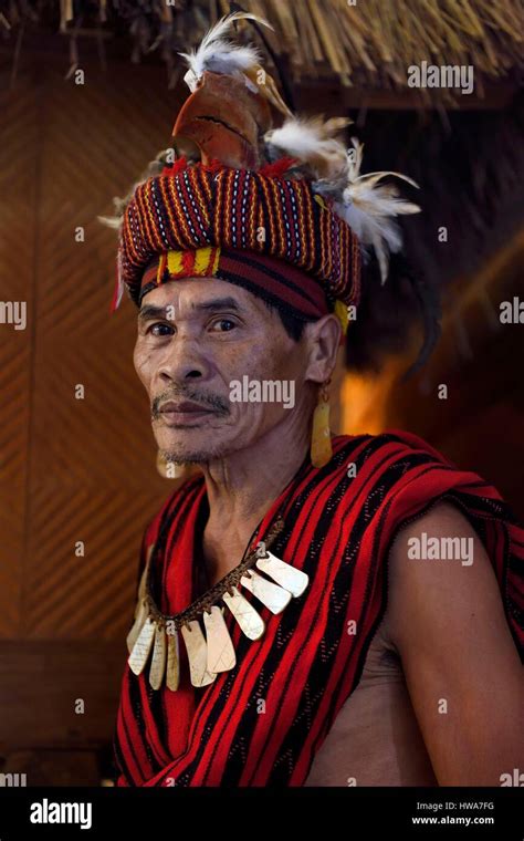 Philippines, Ifugao province, Banaue town, member of the Ifugao tribe ...