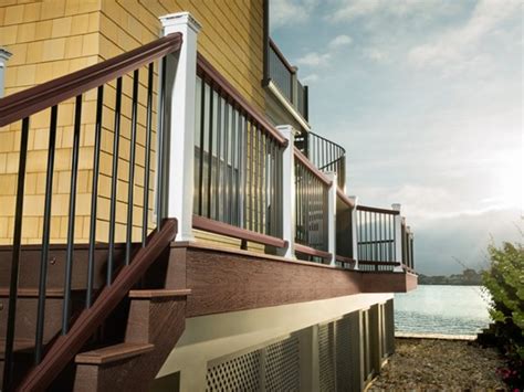 Trex Transcend® Composite Deck Railing | Trex