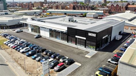 Stratstone Hull BMW and Mini dealership reopens following major ...