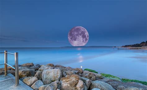 Full Moon over Ocean HD Wallpaper ... | Ocean wallpaper, Ocean ...