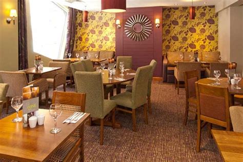 Premier Inn Bury hotel near Manchester | englandrover.com