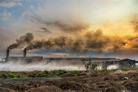 Raised smog levels show why we can’t depend on fossil fuels