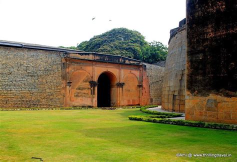 A UNESCO Heritage Walk along the Bangalore Fort - Thrilling Travel