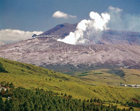 Mount Aso | Active, Caldera, Eruption, & Map | Britannica