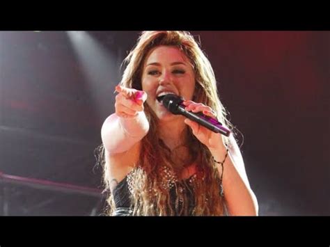 Miley Cyrus - 7 Things (Live at Gypsy Heart Tour) - YouTube