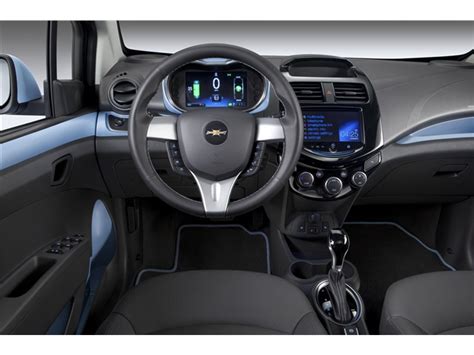 2017 Chevrolet Spark: 33 Interior Photos | U.S. News