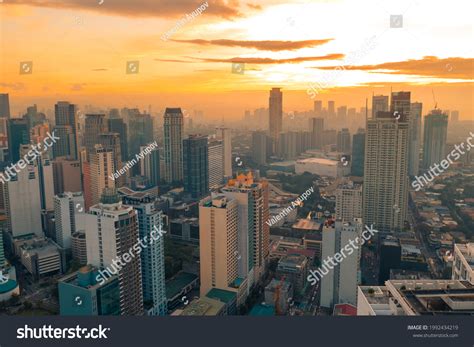 Beautiful Sunset Skyscrapers Shopping Malls Makati Stock Photo ...