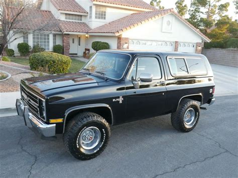 1986 Chevy K5 Blazer 4x4 Silverado-350- Freshly Restored -Triple Black ...