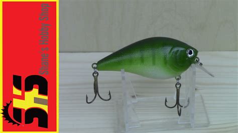 How to paint a Crankbait - YouTube