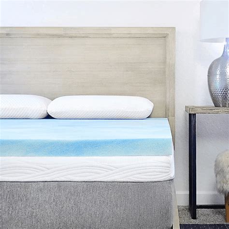 Tips to Use a Mattress Topper on an Air Mattress & Increase Comfort